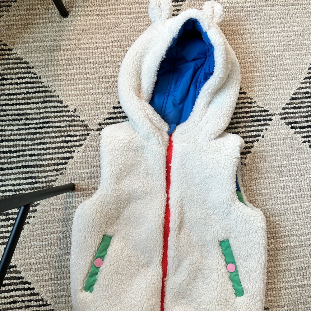 Mini Boden Multicolor Puffer Vest with Sherpa Hood - Picture 6 of 13